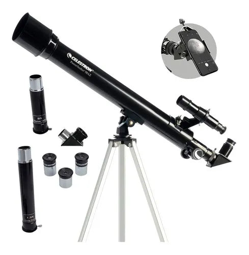 Telescopio Celestron PowerSeeker 50AZ refractor de 50 mm sobre trípode de aluminio, con buscador 5×24 mm y varios oculares visibles.