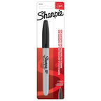 Marcador permanente Sharpie punta fina negro, con cuerpo plástico y tapa a presión, sobre fondo blanco.