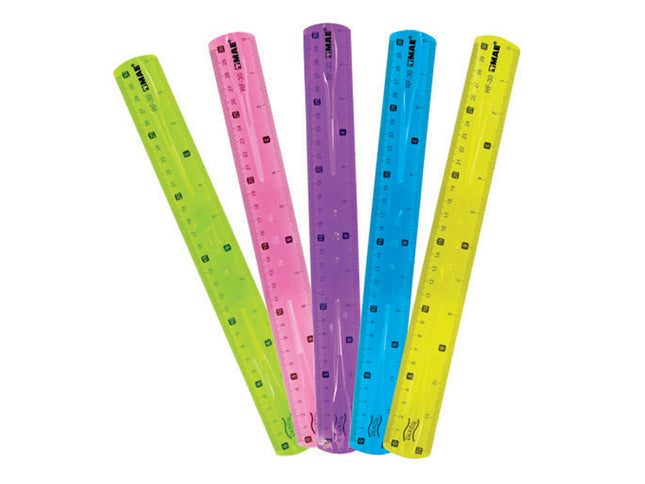 Regla flexible Mae RF‑30 de 30 cm en plástico transparente con graduación en centímetros y milímetros.