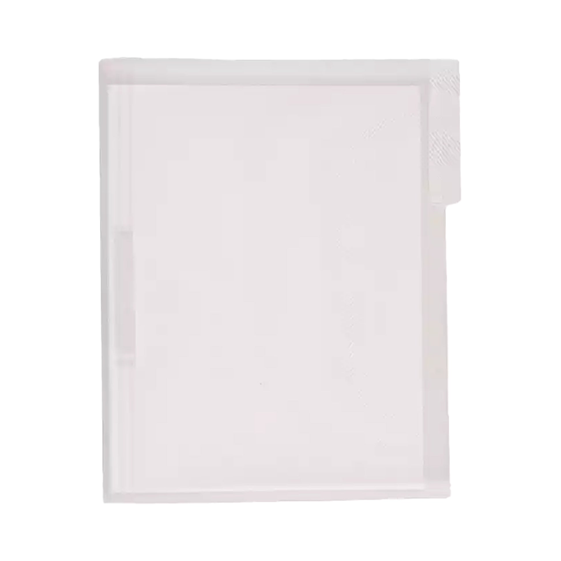 Carpeta legajadora transparente Mae tamaño oficio en plástico polipropileno semitranslúcido con gancho legajador, sobre fondo blanco.