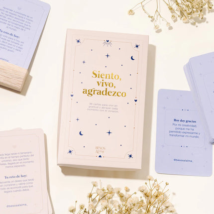 Oráculo Con Frases Y Retos De Gratitud | Besos Al Alma