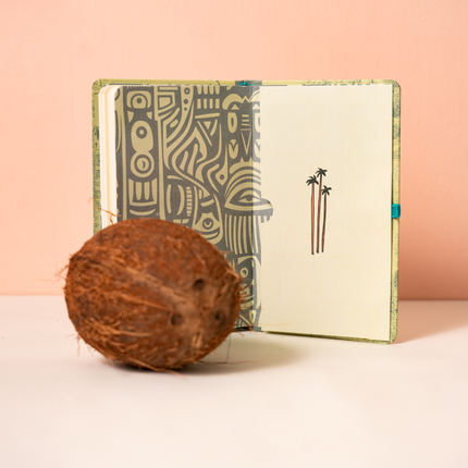 interior palmeras Sketchbook Alpen 12×20 cm con tapa dura ilustrada de mapa de Colombia, banda elástica azul y 84 hojas blancas.