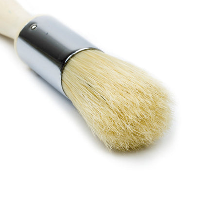 Detalle Brocha redonda de cerda Giotto tamaño 20, ideal para cubrir áreas amplias en pintura acrílica, óleo y témpera.