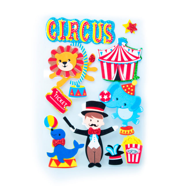 Figuras adhesivas de foamy Evacolor con diseños de circo: domador, león, elefante, carpa y foca para decoración y manualidades.