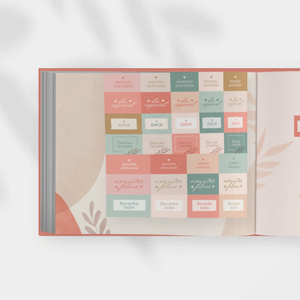 Álbum Bienvenida Al Mundo | La Pequeña Galeria