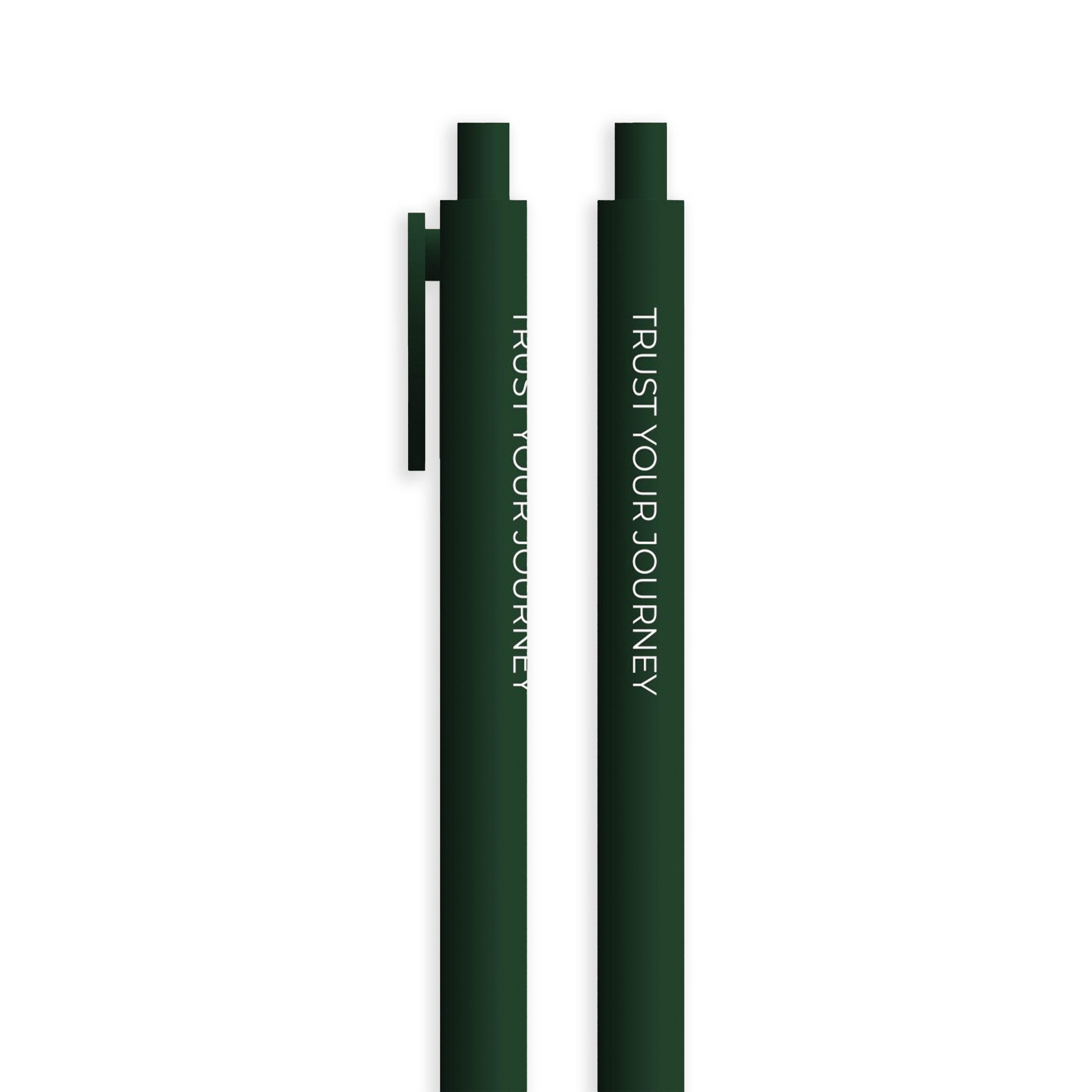 Detalle Lapicero Toy Magic Pen Dark Green en color verde oscuro con frase inspiradora y tinta verde profunda para escritura creativa.