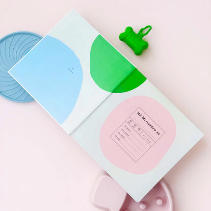 Álbum De Mascotas Ask Me About My Pet Toy